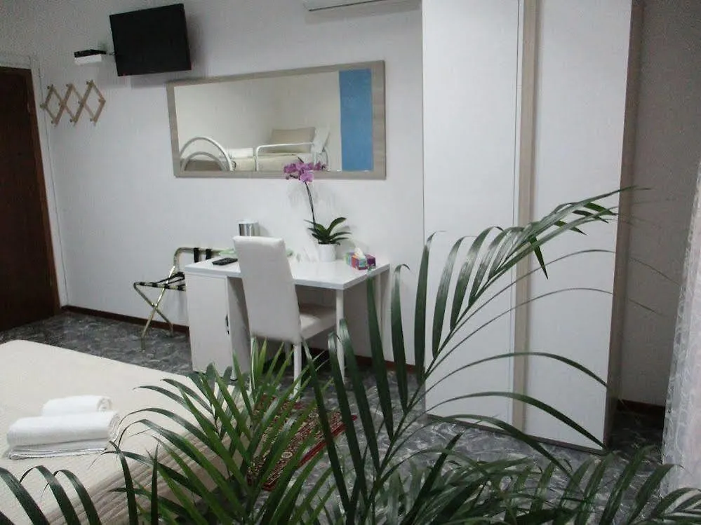 Pensión Maxim Rooms Roma