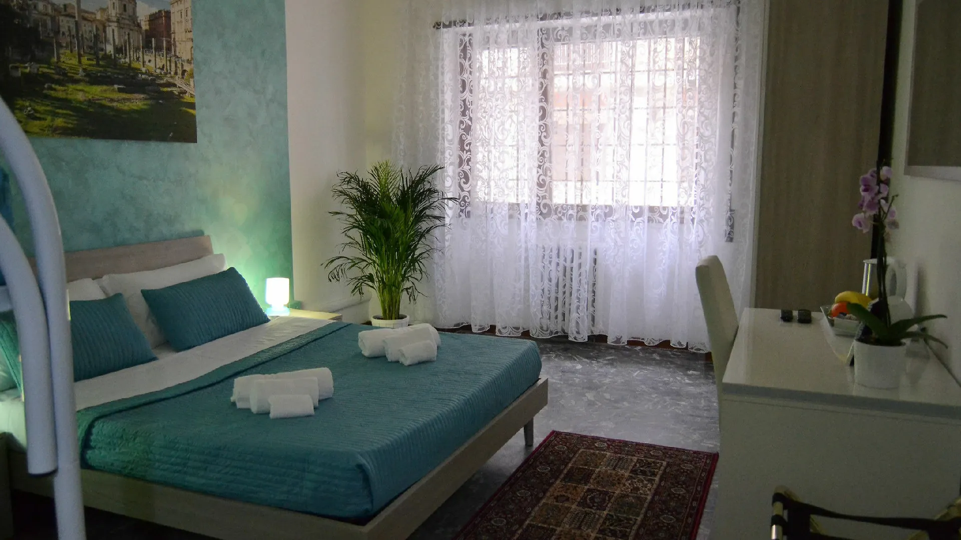 Maxim Rooms Roma 3*,